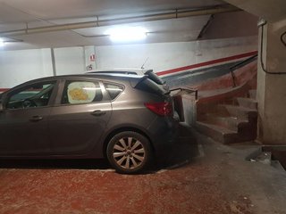 Garaje en venta en Collblanc en Hospitalet de Llobregat, L´