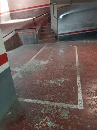 Garaje en venta en Collblanc en Hospitalet de Llobregat, L´