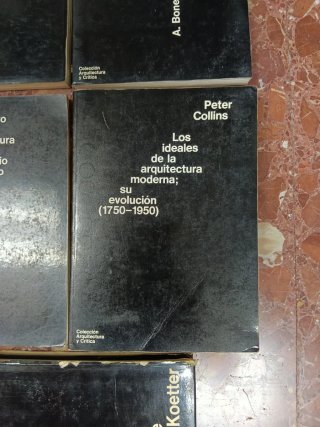 "Colección Arquitectura y Crítica"