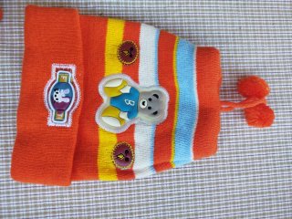 Conjunto gorro, bufanda y guantes niño A ESTRENAR