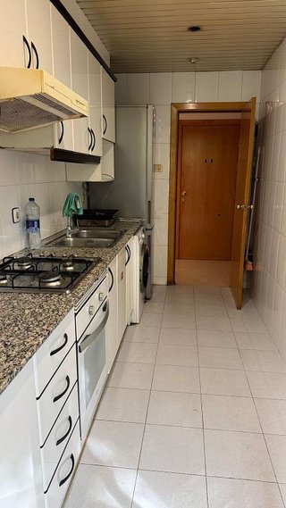 Oficina en alquiler en El Guinardó en Barcelona