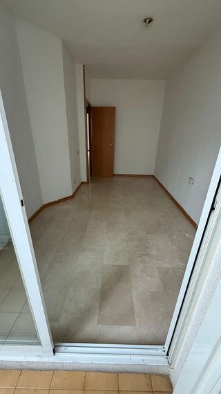 Oficina en alquiler en El Guinardó en Barcelona