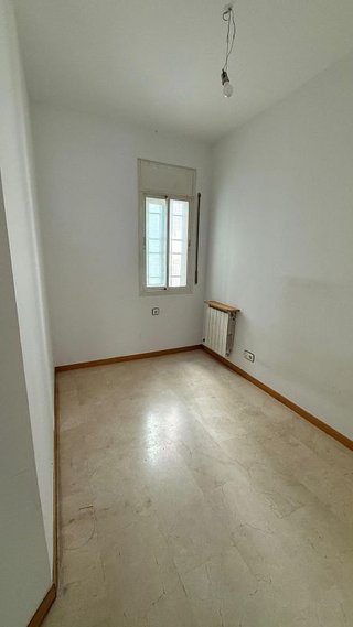 Oficina en alquiler en El Guinardó en Barcelona