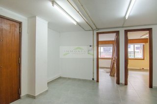 Local comercial en alquiler en Os Mallos - San Cristóbal en Coruña (A)