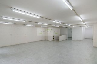 Local comercial en alquiler en Os Mallos - San Cristóbal en Coruña (A)