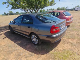 Mitsubishi Carisma 2002