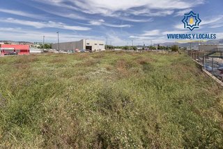 Solar en venta en Barrio de Zaidín en Granada