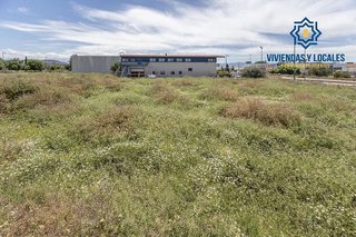 Solar en venta en Barrio de Zaidín en Granada