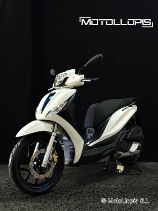 Piaggio Medley 125 Sport