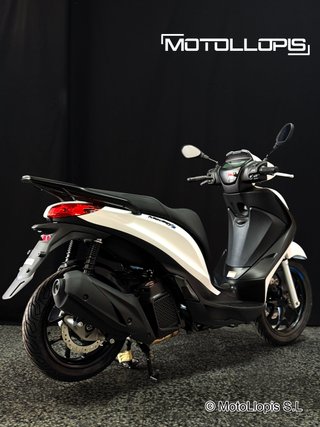 Piaggio Medley 125 Sport