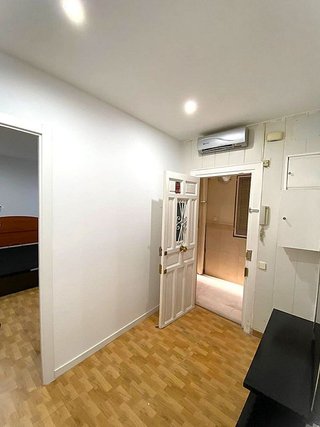 Local comercial en alquiler en Les Corts en Barcelona