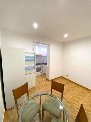 Local comercial en alquiler en Les Corts en Barcelona