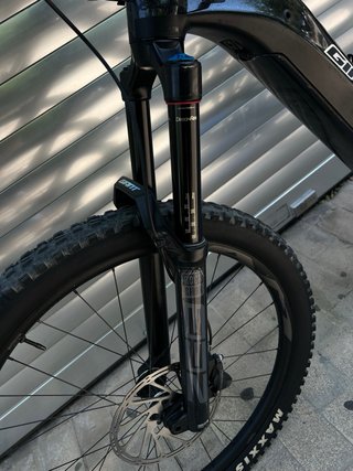 Giant Reign E+2 Pro MX Talla L Bateria 97%/Factura