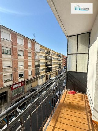 Piso en alquiler en Azpilagaña en Pamplona