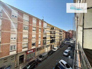 Piso en alquiler en Azpilagaña en Pamplona