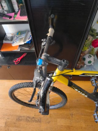 Bicicleta Scott YEGORA