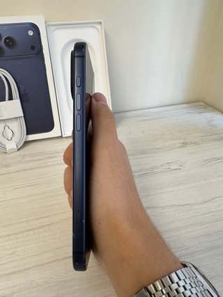 iPhone 17 Pro Max Azul