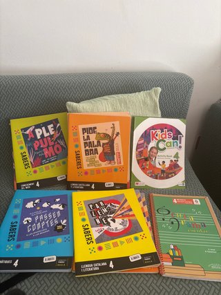 Libros para 4to Maristas , segunda mano buen estad