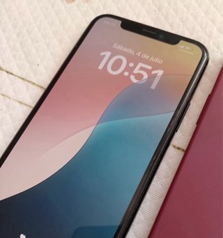 iPhone 11 Pro 64GB Verde + Funda Roja