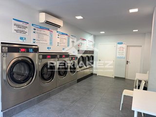 Local comercial en alquiler en Centre en Prat de Llobregat, El