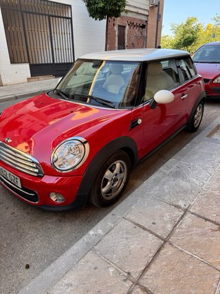 MINI Cooper 2010