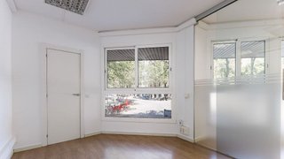 Oficina en alquiler en Sant Antoni en Barcelona