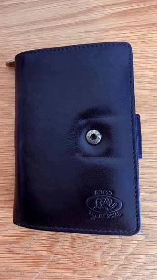 Cartera de piel autentica negra con cremallera