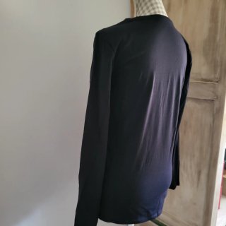 Camiseta manga larga azul marino T. M con etiqueta