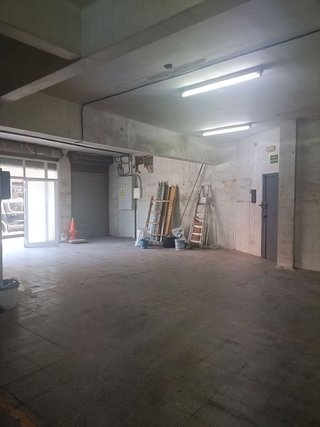 Local comercial en alquiler en Gavarra en Cornellà de Llobregat