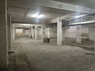 Local comercial en alquiler en Gavarra en Cornellà de Llobregat