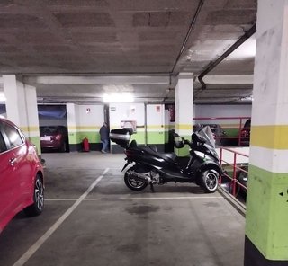 Garaje en alquiler en Vila de Gràcia en Barcelona