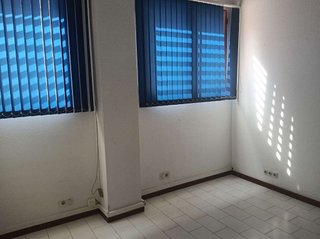Local comercial en alquiler en Doctor Cerrada en Zaragoza