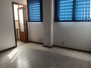 Local comercial en alquiler en Doctor Cerrada en Zaragoza