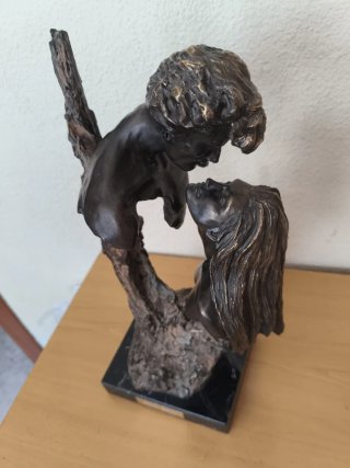 Figura Amor Eterno Bronce