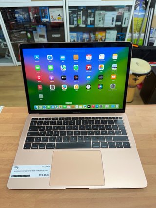 MacBook Air 2019 13” i5 8GB RAM 256GB SSD
