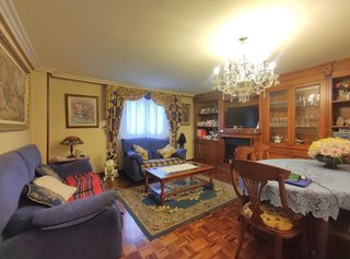 Casa adosada en venta en Alfoz de Quintanadueñas