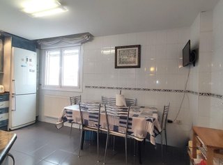 Casa adosada en venta en Alfoz de Quintanadueñas