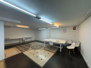 Local comercial en alquiler en Paseo Constitución - Las Damas en Zaragoza