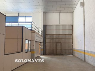 Nave industrial en alquiler en Avda. Cataluña en Zaragoza
