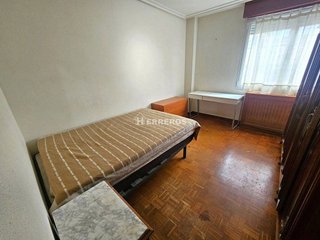 Piso en venta en Residencia en Logroño