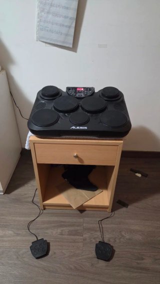 Batería Electrónica Alesis Compactkit 7