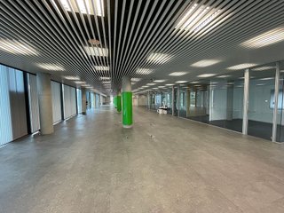 Oficina en alquiler en Bellvitge en Hospitalet de Llobregat, L´