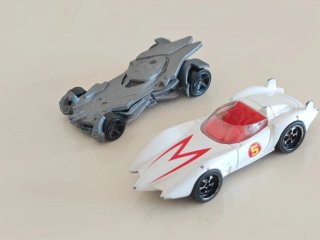 Hot Wheels Winning Formula, Mach 5 e Batmobile
