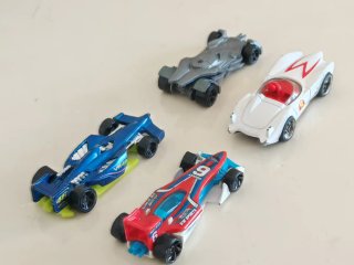 Hot Wheels Winning Formula, Mach 5 e Batmobile