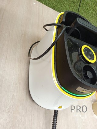 Karcher SC 3 Deluxe Textile Edition Limpiador a vapor