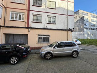 Local comercial en venta en A Gándara en Narón