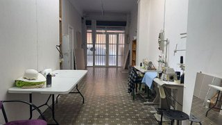 Local comercial en venta en Pubilla Cases en Hospitalet de Llobregat, L´
