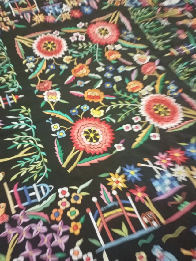 Mantón Manila Cantonés Oriental Negro antiguo seda