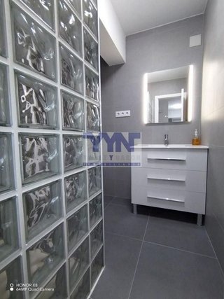Piso en venta en Centro en Ferrol