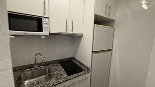 Oficina en alquiler en Les Tres Torres en Barcelona
